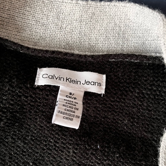 Calvin Klein Black and White Cardigan - Picture 4 of 5